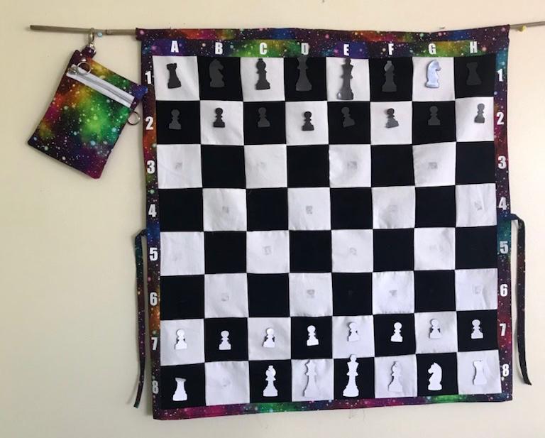 Hanging chessboard (cloth, rollup)
