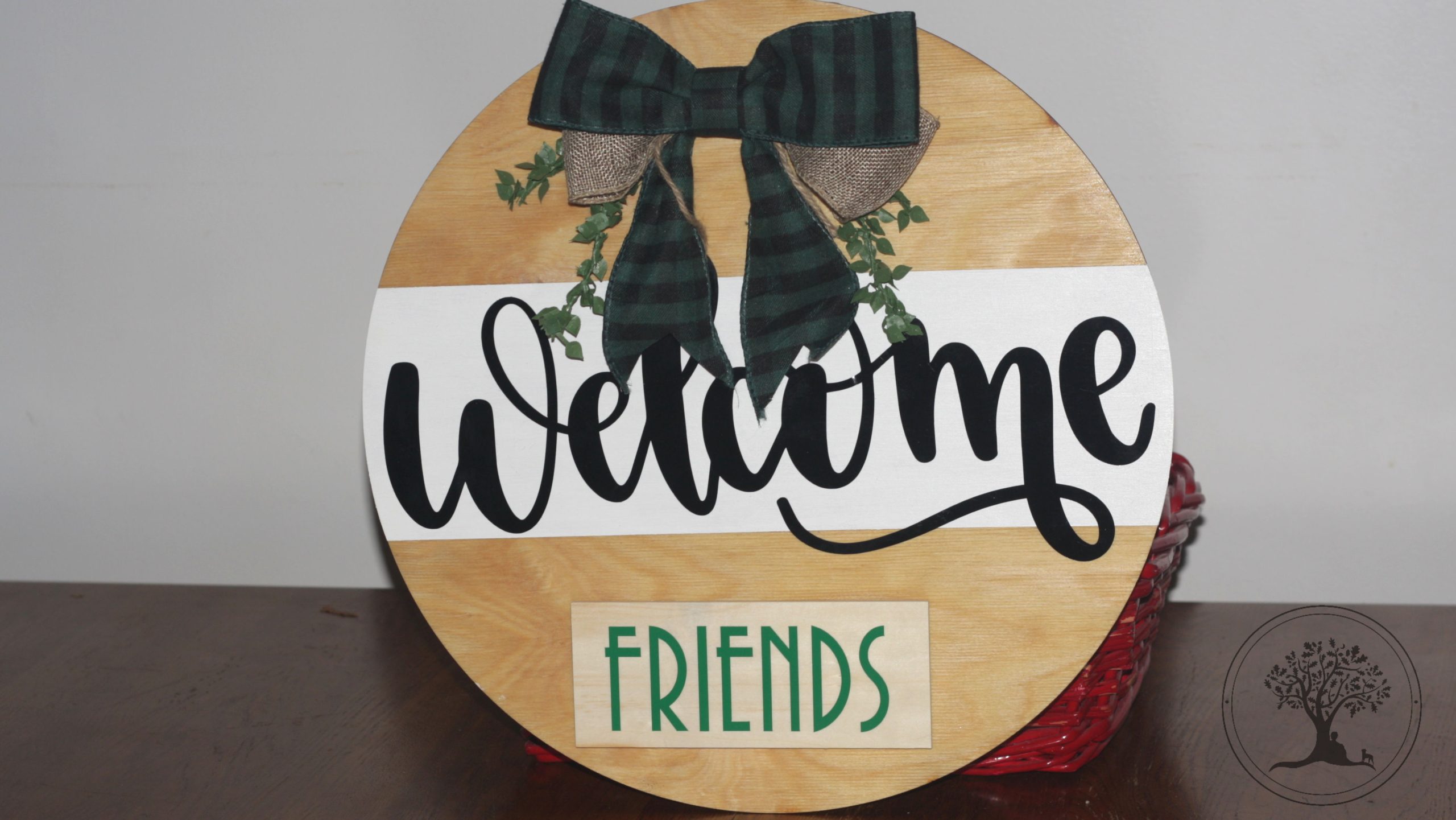 Welcome Sign with a Twist | Crafting and Sewing in Canada