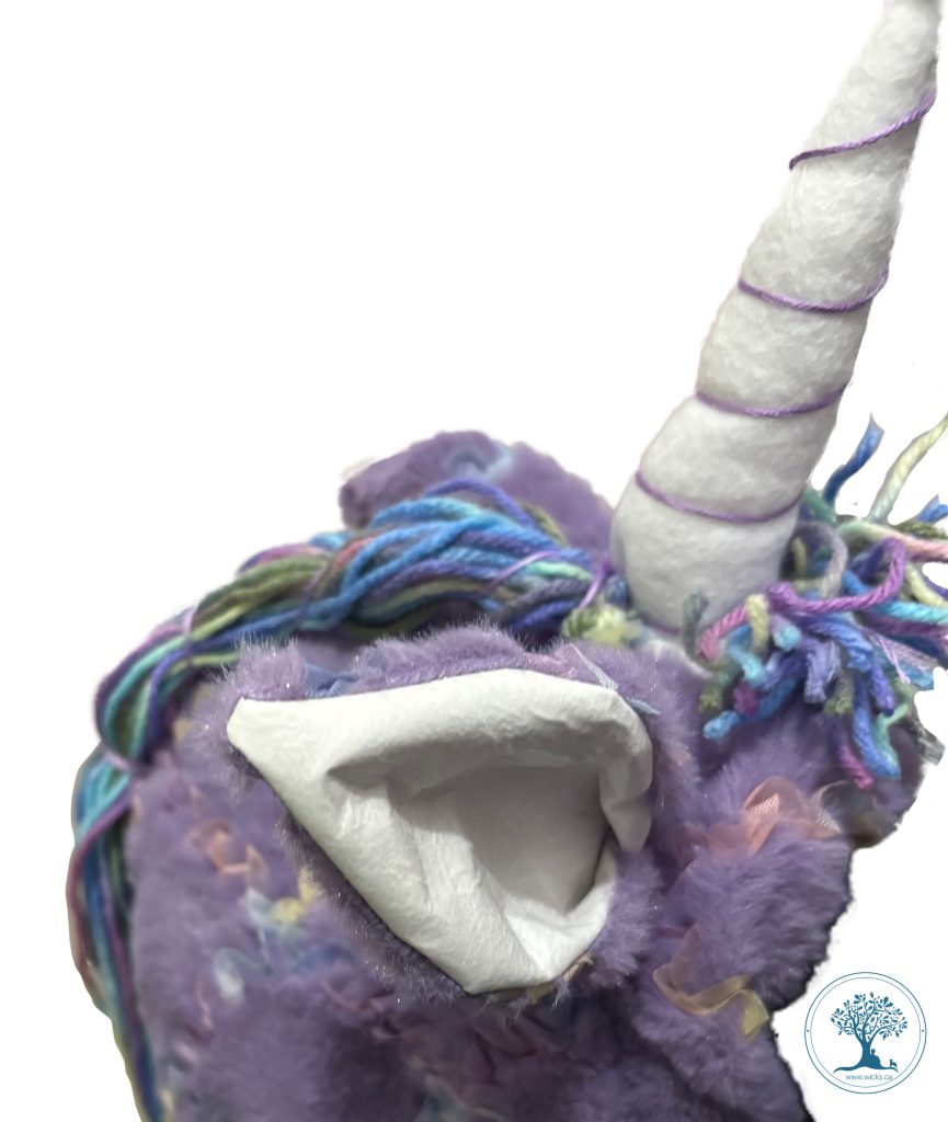 unicorn head with horn